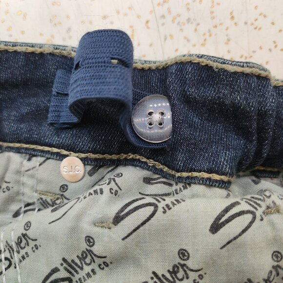 Y2K Girls Shorts with Embroidery & Rhinestones - Picture 8 of 8